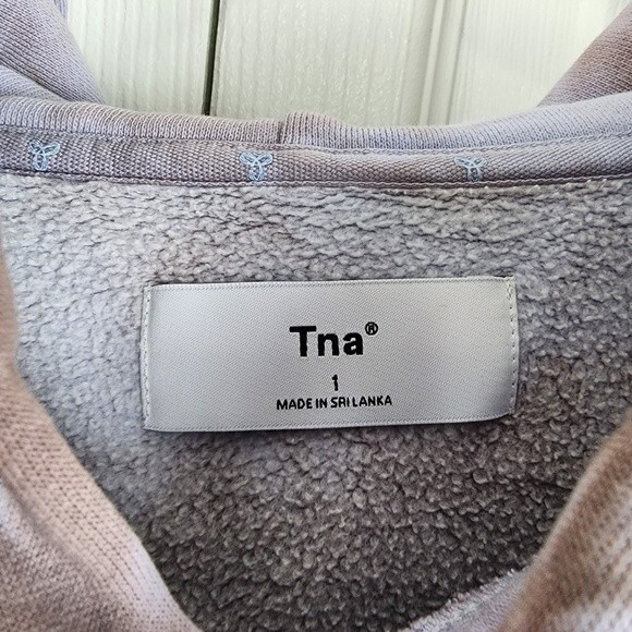 TNA Aritzia Tie Dye Hoodie Sweatshirt Cotton Blend Pullover Top Size 1 fits S/M - Picture 2 of 13